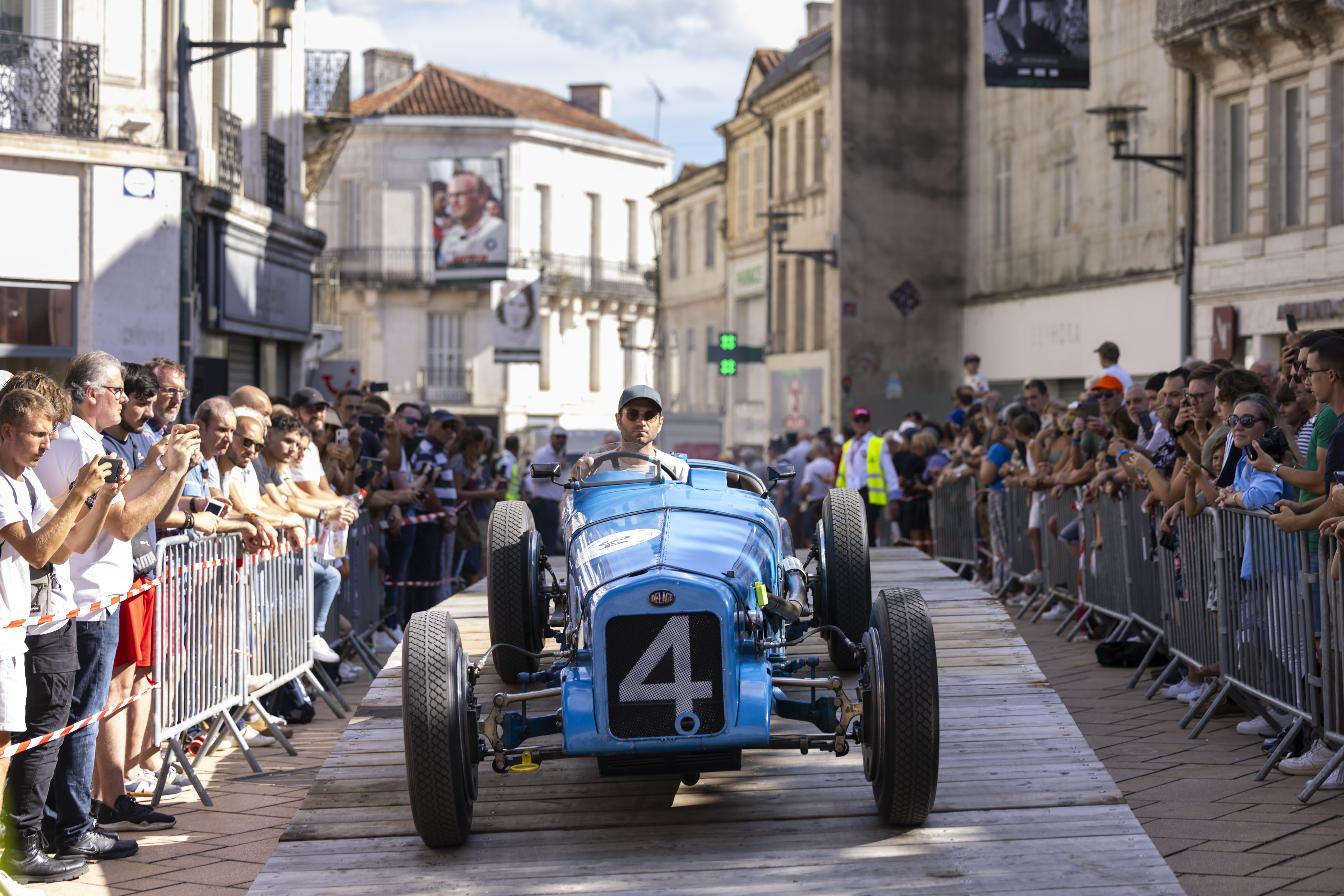 circuitdesremparts SemanalClásico - Revista online de coches clásicos, de colección y sport - bugatti