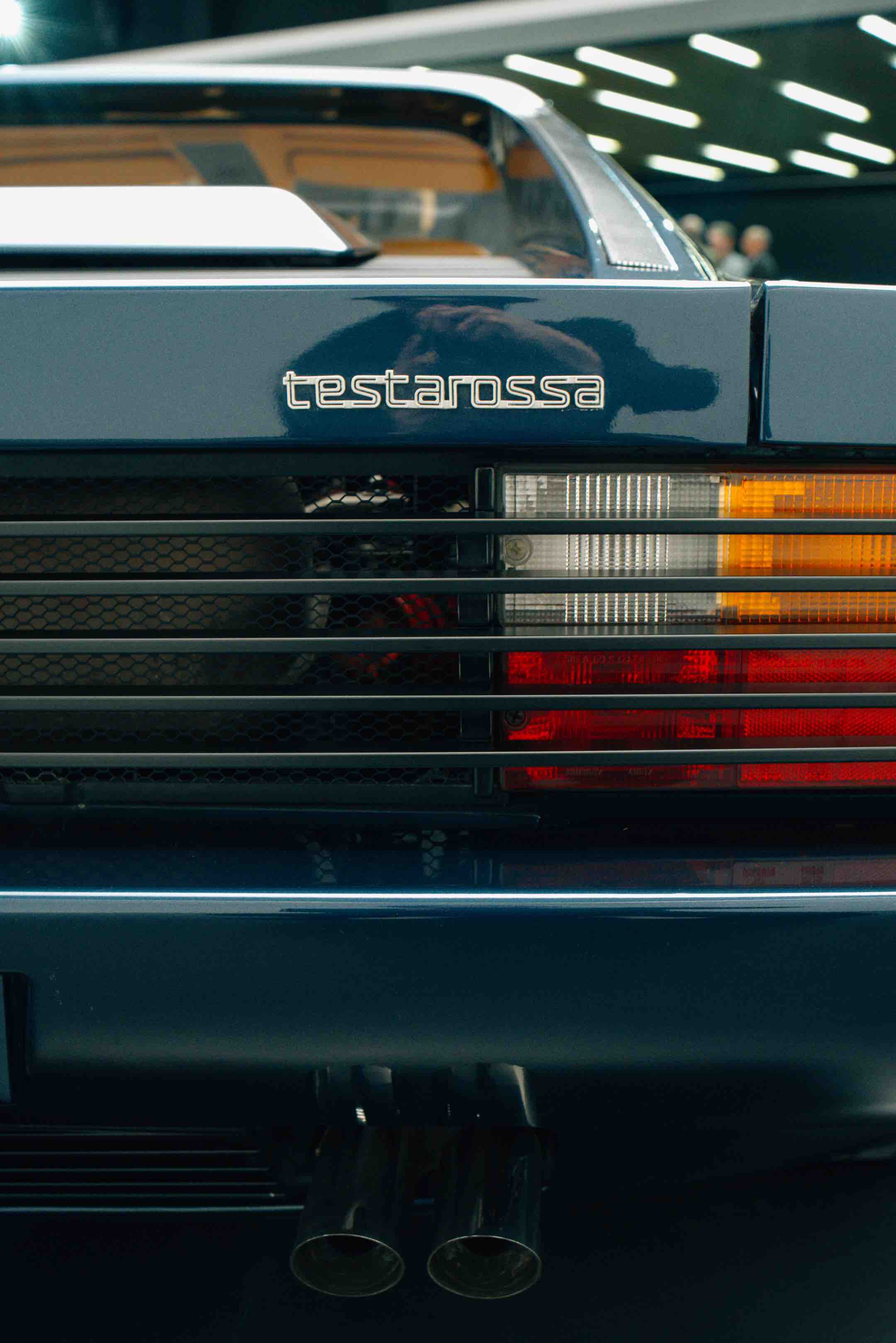 ferrari testarossa 40 anos