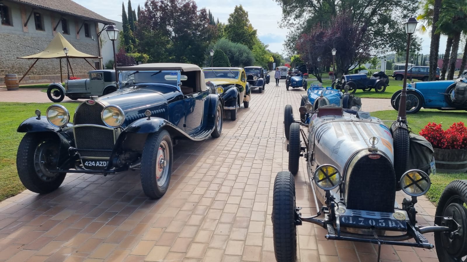 Bugatti Club France en Zaragoza